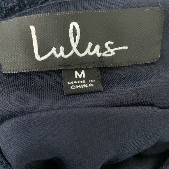 Lulu’s M Ruffled Neck Lace Bodycon Dress - Picture 10 of 13